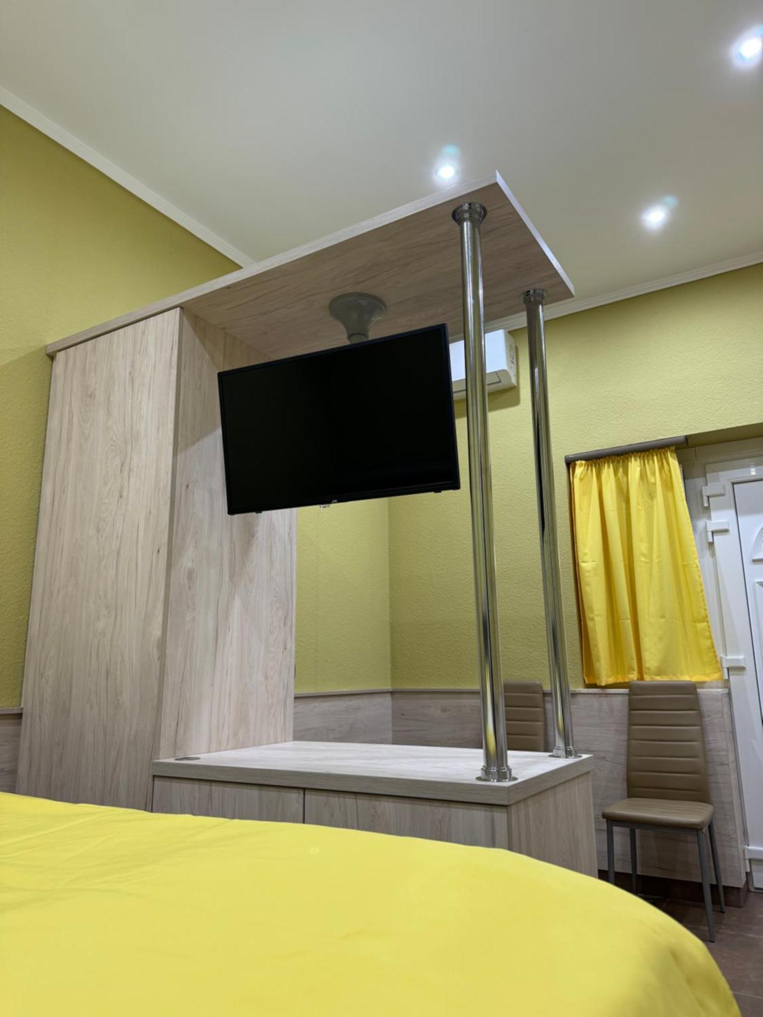 Szem-S Vendeghaz Hotell Balatonszárszó Eksteriør bilde