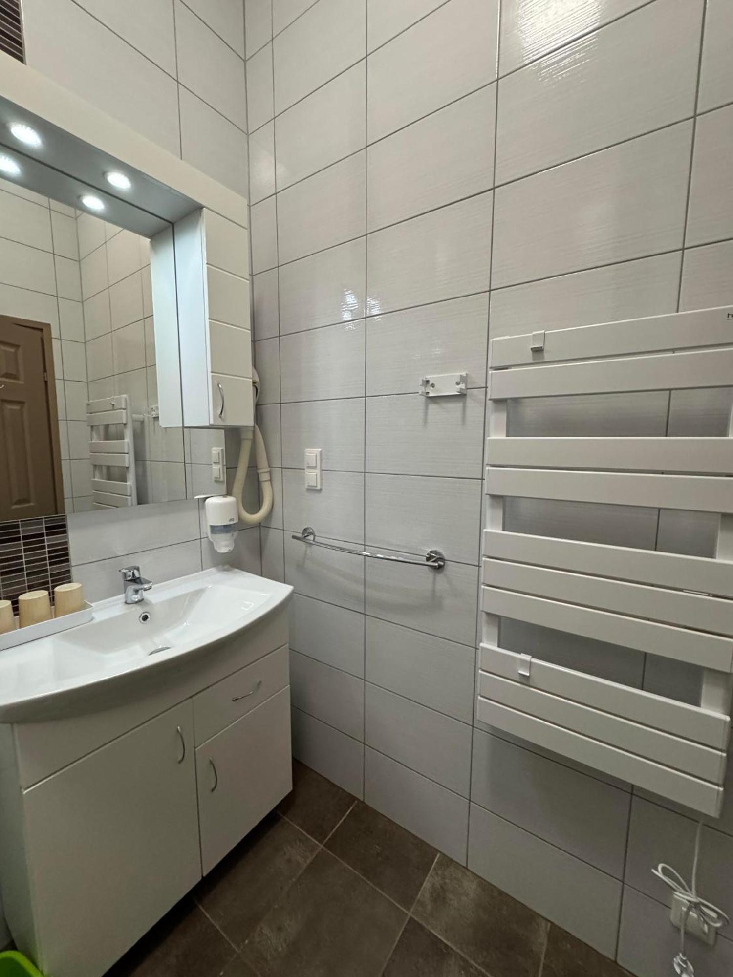 Szem-S Vendeghaz Hotell Balatonszárszó Eksteriør bilde